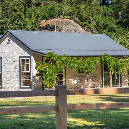 Arrow Junction Cottage Эрроутаун Экстерьер фото