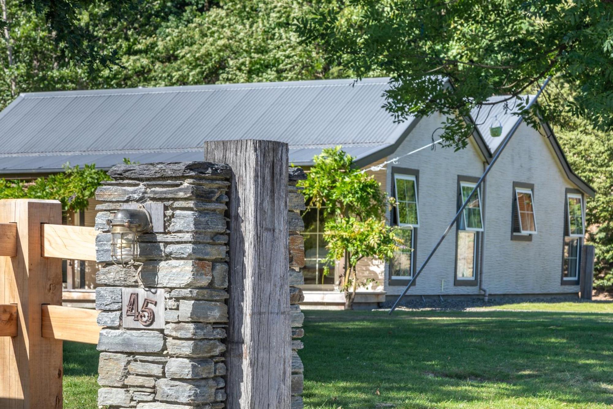 Arrow Junction Cottage Эрроутаун Экстерьер фото