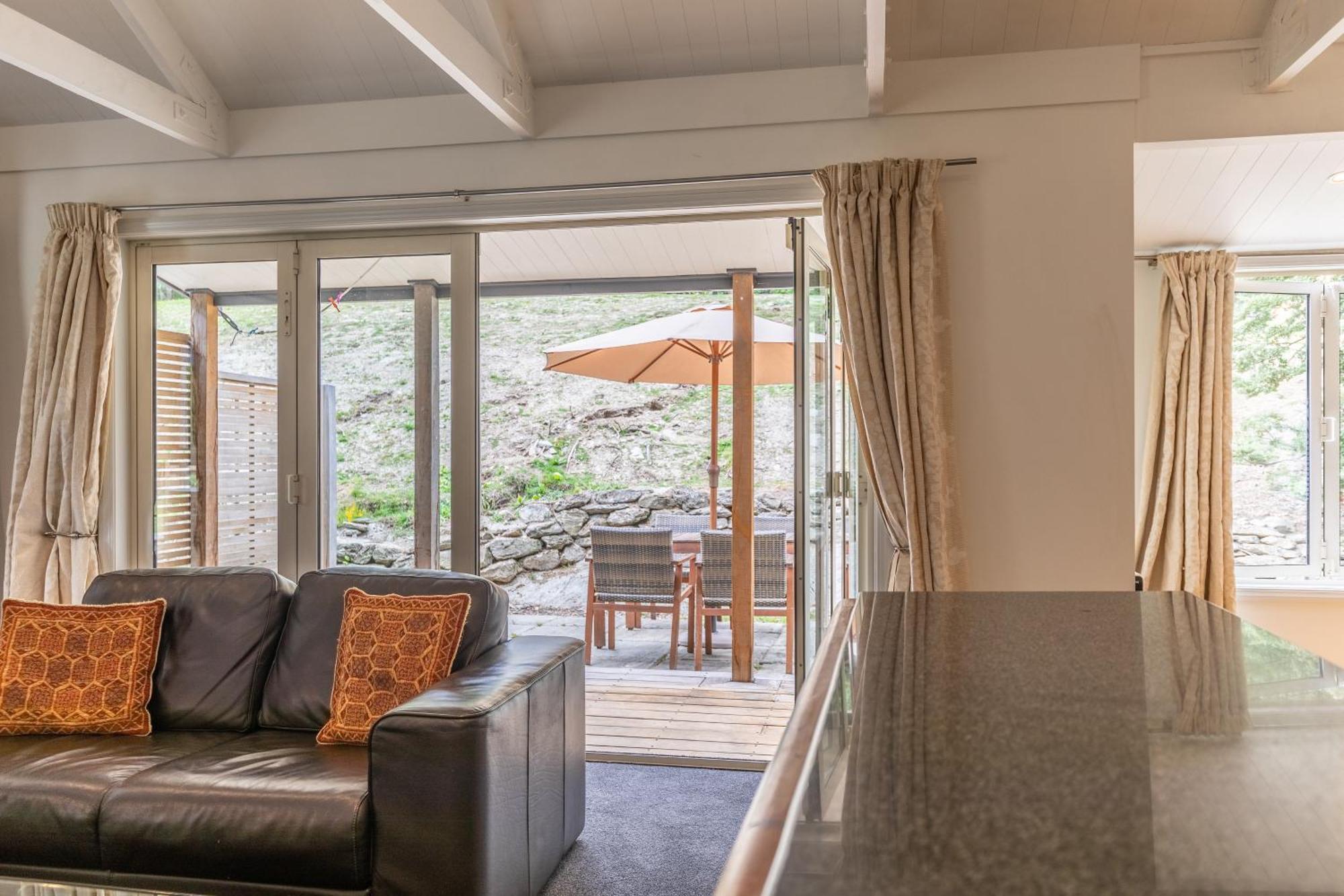 Arrow Junction Cottage Эрроутаун Экстерьер фото